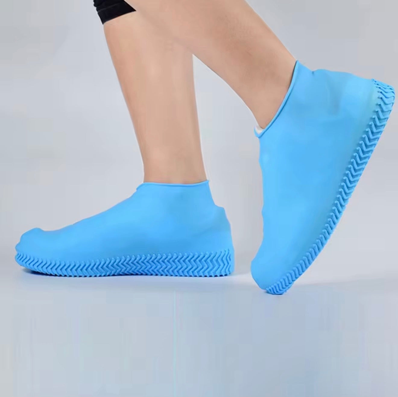 Waterproof Silicone Shoe Covers – Slip-On Rain Protection for All Shoes, All Ages